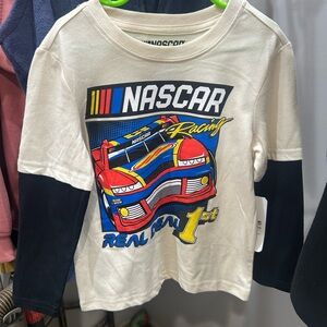 Nascar Cream Tee with Bold Racing Car Graphic